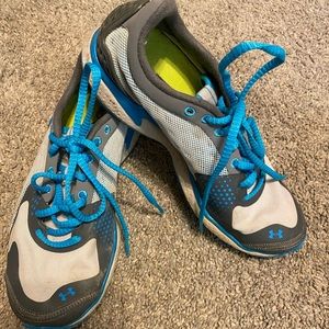 Under Armour tennis shoes